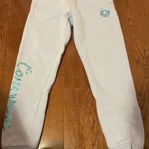 Converse blue sweatpants. Large kid.It says 12-13 but i think 9-10. 140-155 cm